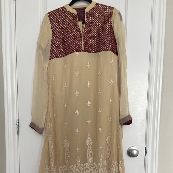 Gorgeous long medium size shalwaar kameez maxi - Picture 1 of 8